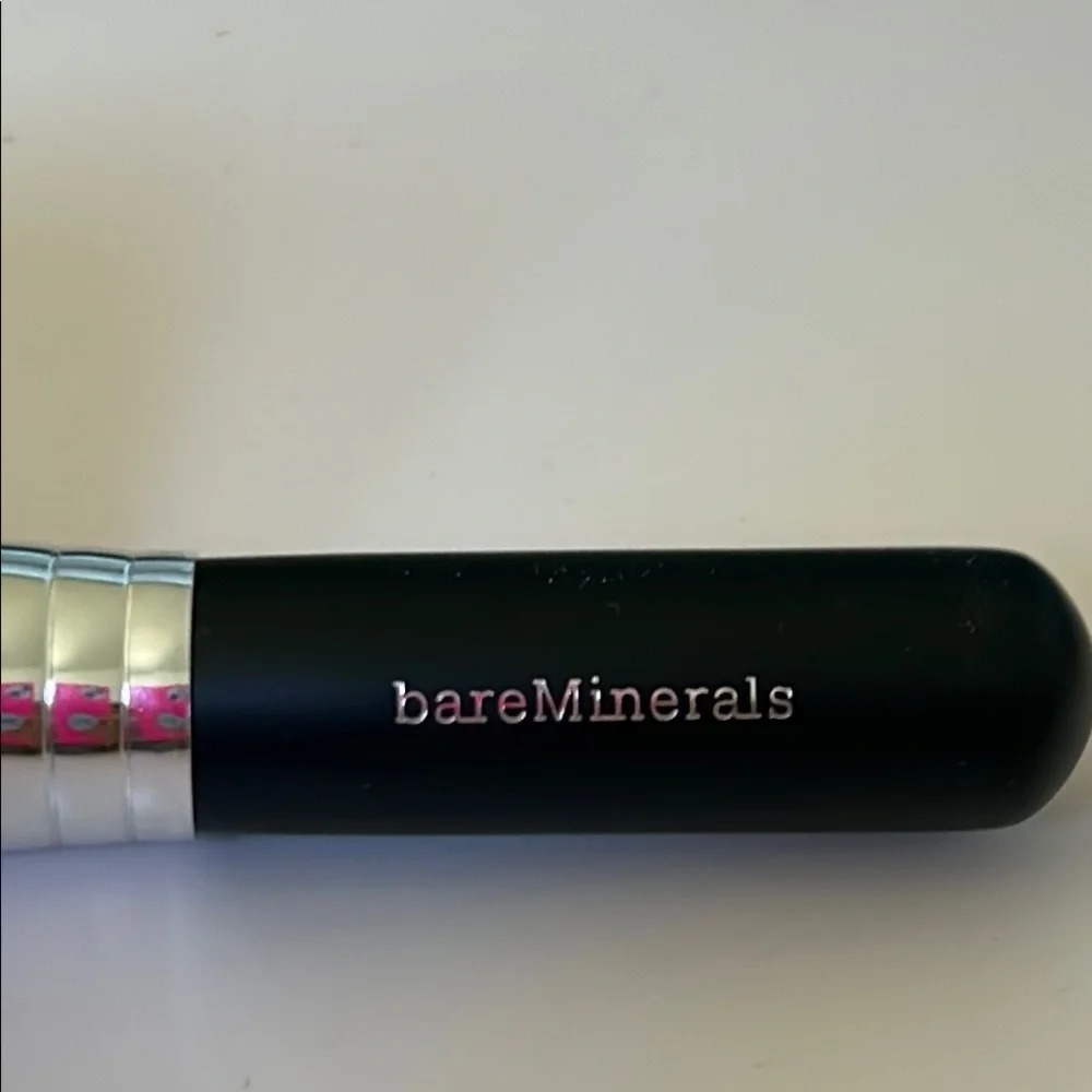 bareMinerals Soft Focus Face Makeup Brush - Black Handle - NEW